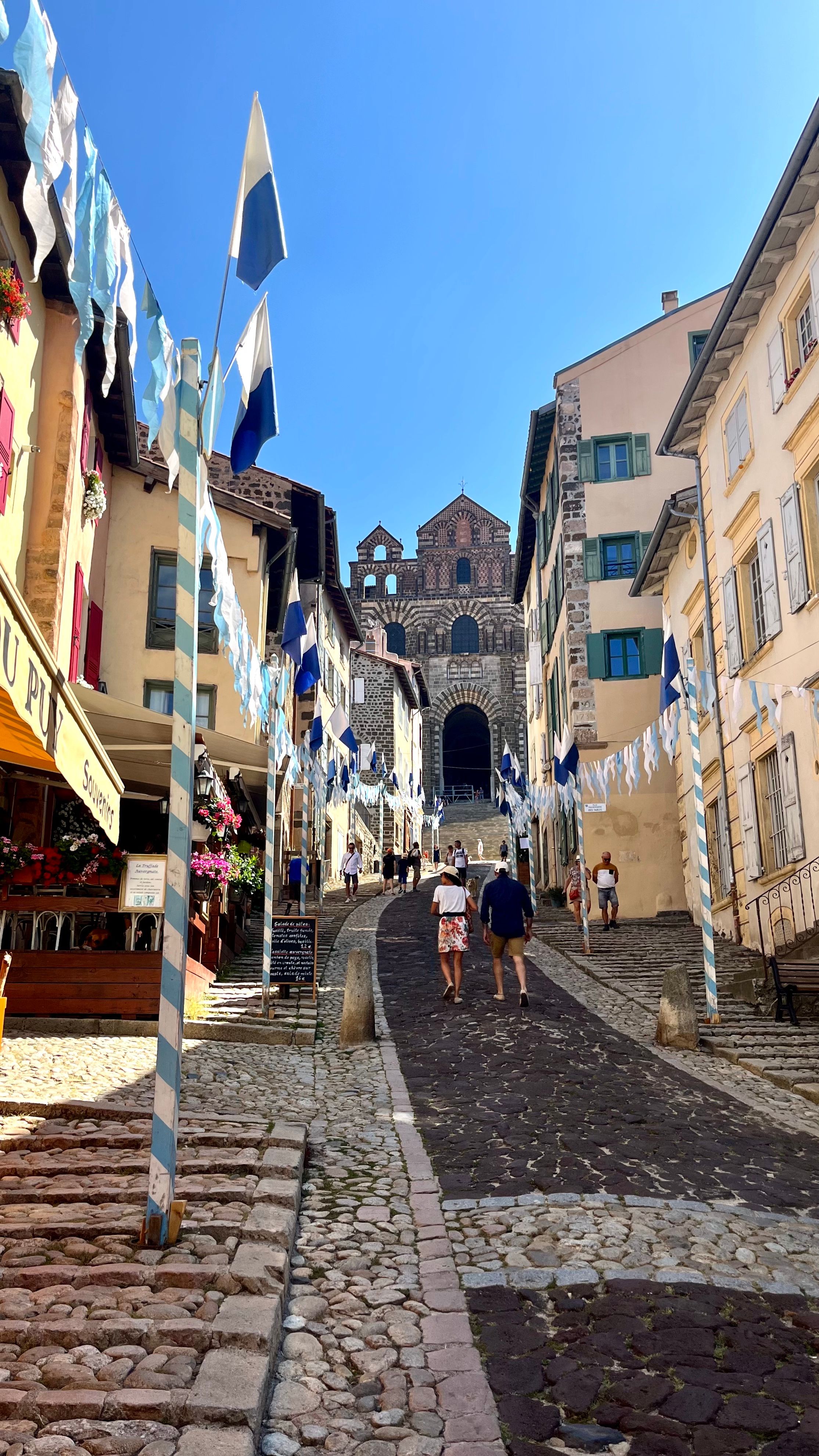 La cathédrale du Puy en Velay lors de la semaine du 15 août