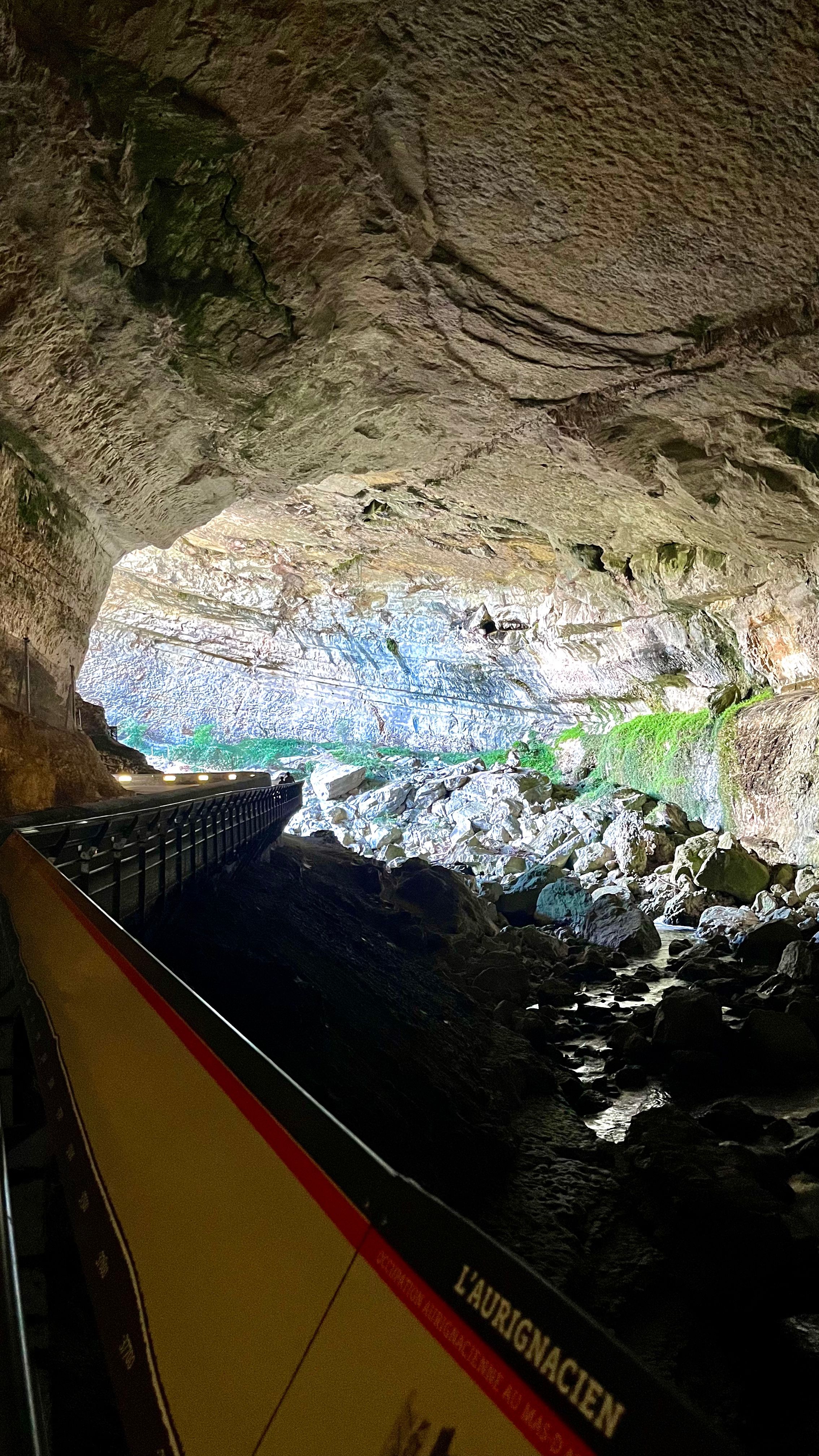 Intérieur de la grotte du Mas d'Azil